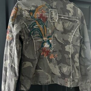 Banded LA Embroidered Camo Utility Jacket, Size L – Floral Boho Military Style